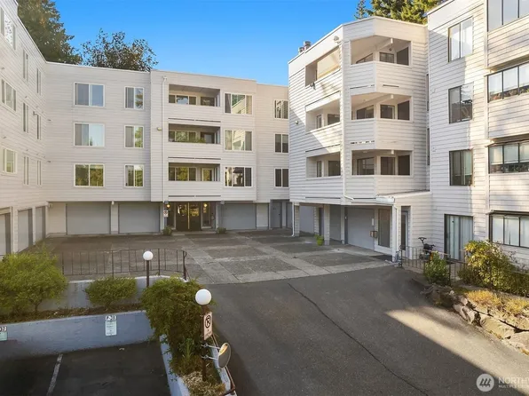 17417 Ashworth Avenue N #203, Shoreline, WA 98133