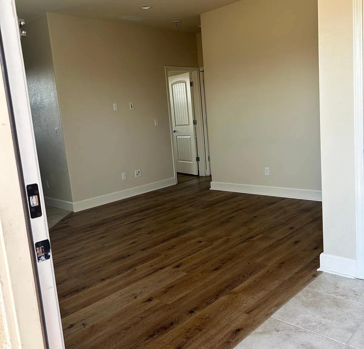 1 bed, 540 sqft, $1,650 — Photo 2