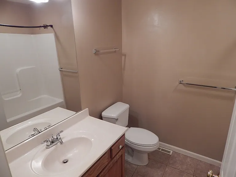 2054 Pinecrest Dr — Photo 15