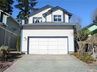 668 NE Flagstone Ln, Bremerton, WA 98310