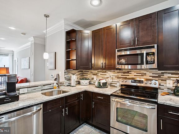 4th image of 3009 Nicosh Cir Unit 4404