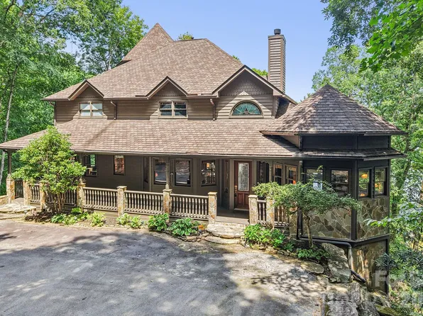 596 W Club Blvd, Lake Toxaway, NC 28747