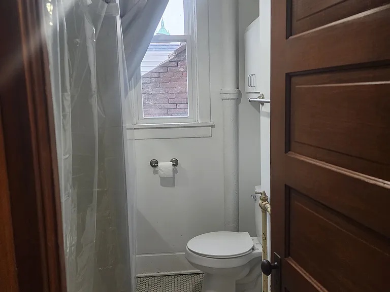 1363 Iowa St #3 — Photo 7