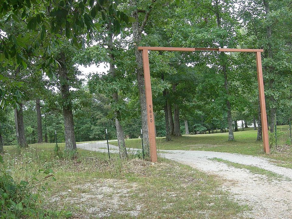 1st image of 9600 Creek Rd