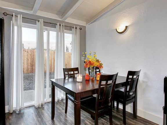 3rd image of 5638 San Vincente Way