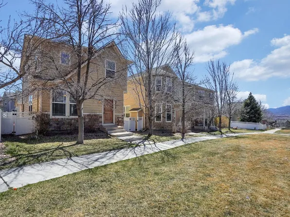 2424 Saint Paul Dr, Colorado Springs, CO 80910