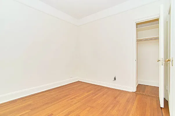 Rented by Living New York | media 13