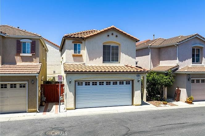 1st image of 3259 Garden Ln