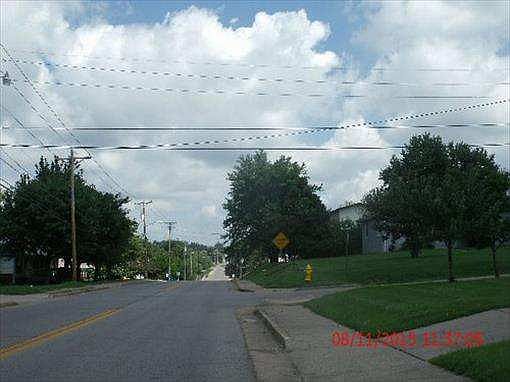 2nd image of 536 Pride Ave