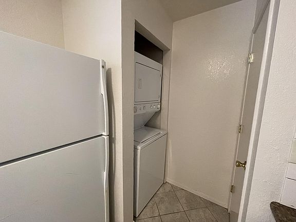 5th image of 6350 Geiger Ave
