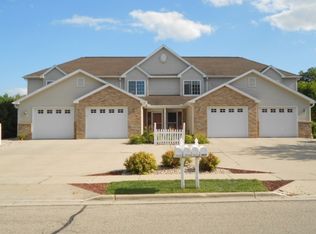 5633 Osborn Dr, Mc Farland, WI 53558