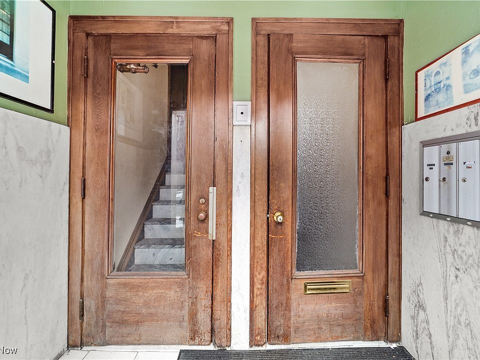 2nd image of 2759 Hampshire Rd APT 2