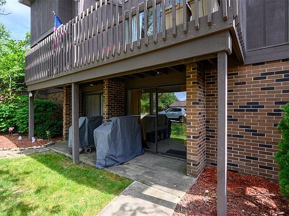 2nd image of 7304 Creekwood Dr Unit 3C