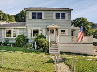 95 14th St, Verplanck, NY 10596