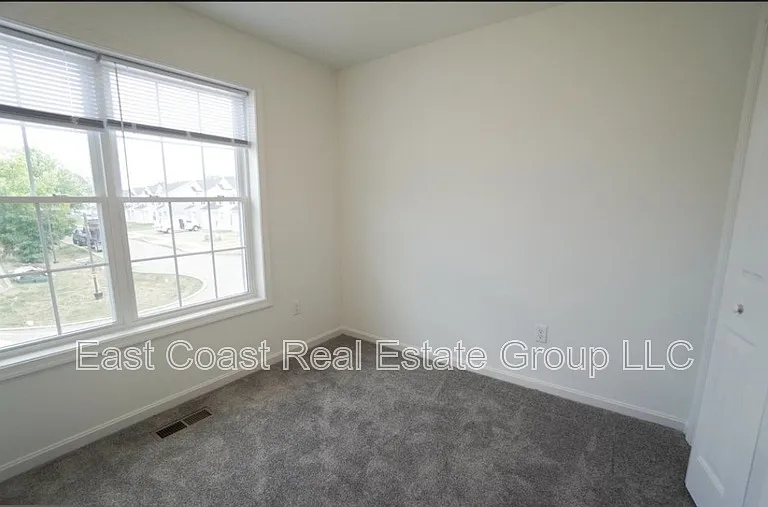 8780 Hillside Way — Photo 17