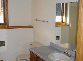 2831 W Glenpark Dr, Appleton, WI 54914