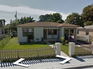 903 W 5th St, Riviera Beach, FL 33404