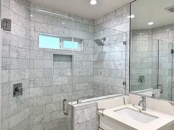 5th image of 1233 N Harper Ave APT 7