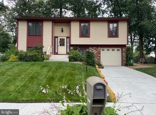 985 N Beecham Rd, Williamstown, NJ 08094