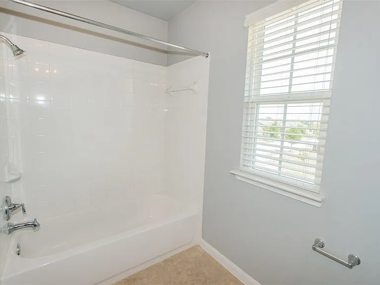 937 Alamo Plaza Dr — Photo 14