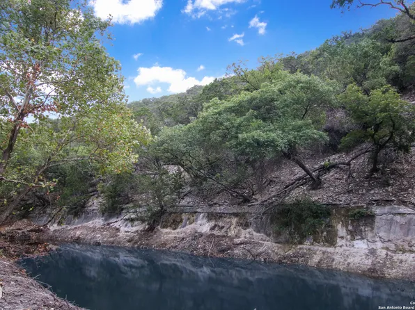 1595 Kelly Ranch Rd, Vanderpool, TX 78885