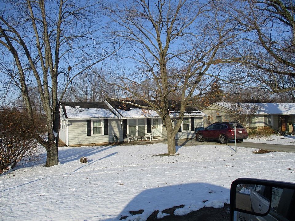 1st image of 930 S Brady St