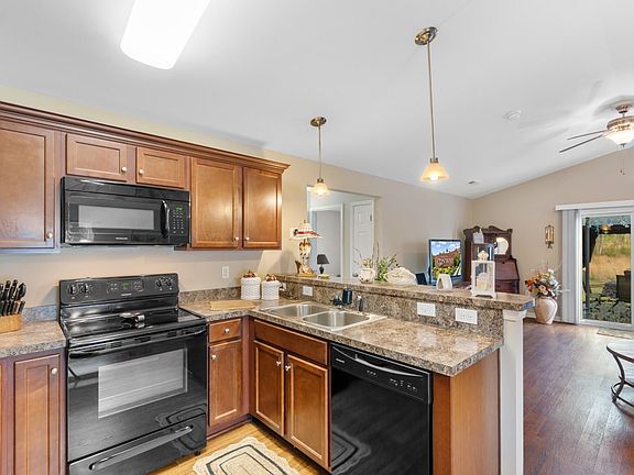 5th image of 1421 Leatherman Rd.