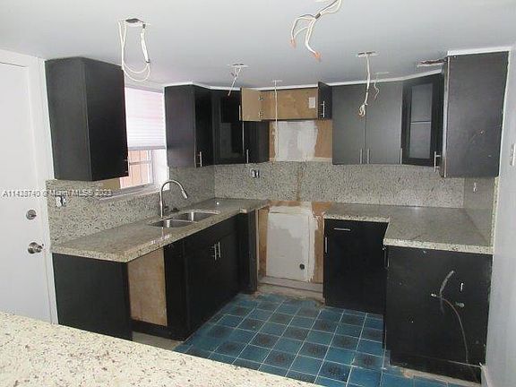 5th image of 8895 Fontainebleau Blvd APT 109
