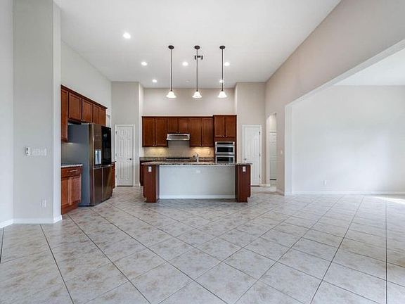 3rd image of 3425 Siena Cir