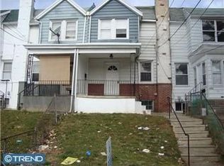 7049 Clover Ln, Upper Darby, PA 19082