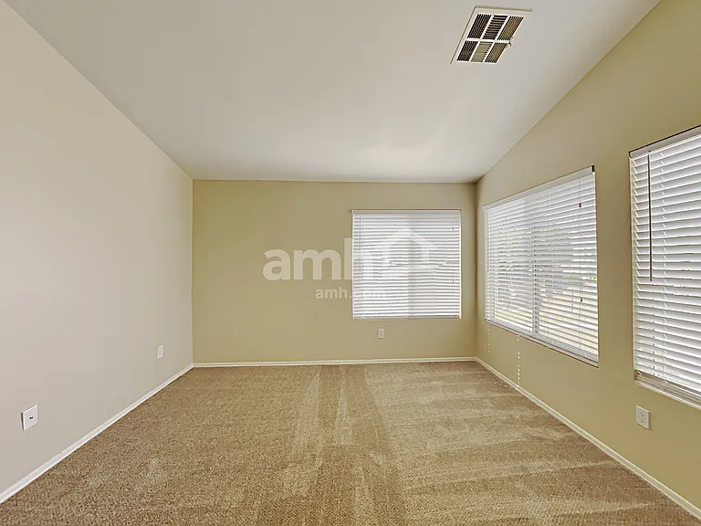 10460 E Obispo Ave — Photo 11