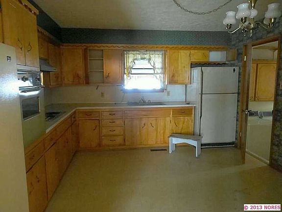 4th image of 302 N McCracken St