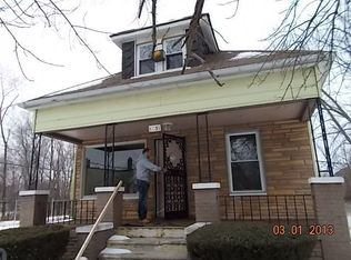 17131 Buffalo St, Hamtramck, MI 48212