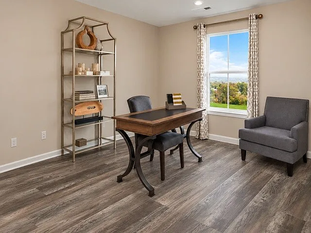 472 Killarney Park - 1 — Photo 2