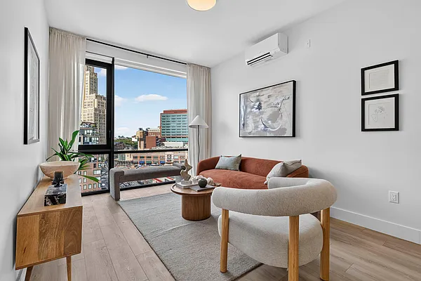 Living room, photo 1