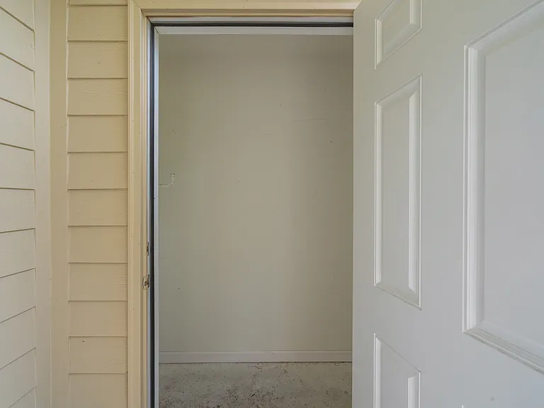 1701 E 1st St #305 — Photo 25