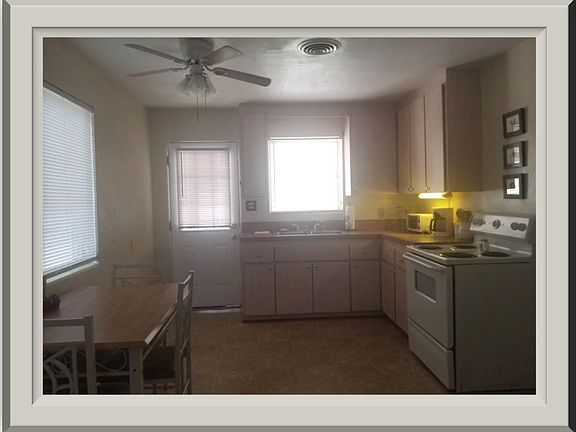 3rd image of 1541 Daytona Ave