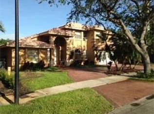 16420 NW 83rd Ct, Miami Lakes, FL 33016