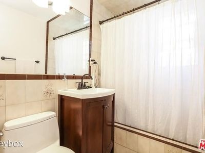 12020 Beatrice St, Los Angeles, CA, 90230