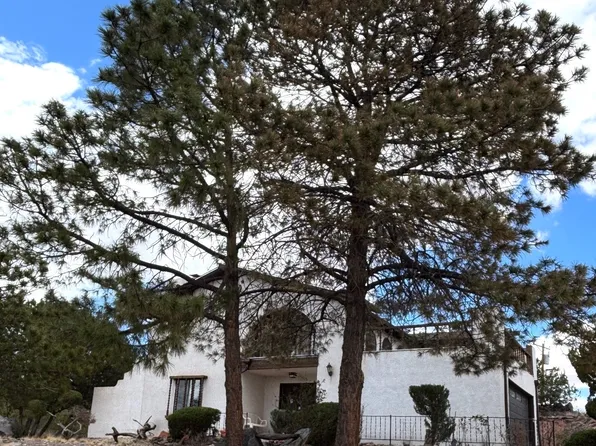 512 Leach Ave, Grants, NM 87020