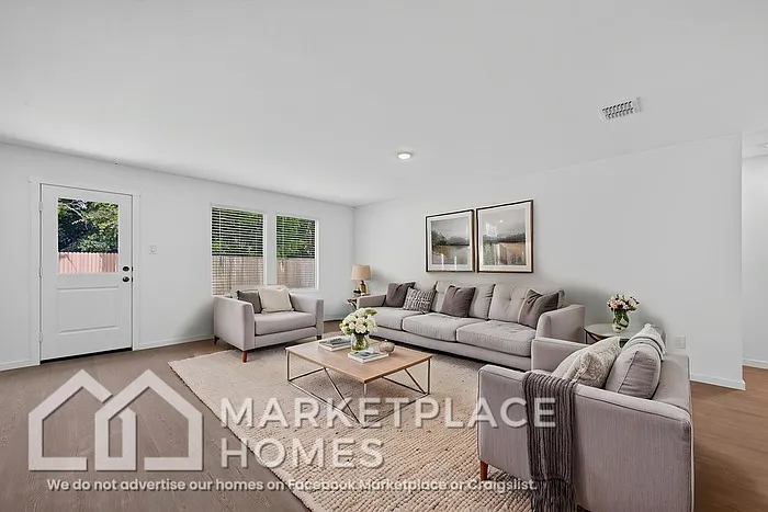 412 Sambal Dr — Photo 9