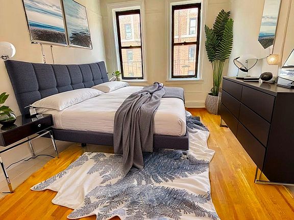 4th image of 9216 Whitney Ave APT 309