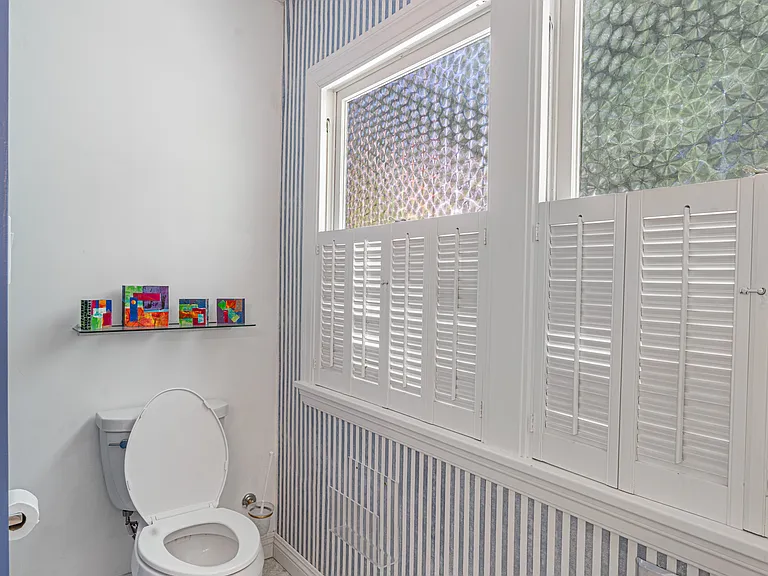 1208 McDonald Ave — Photo 20