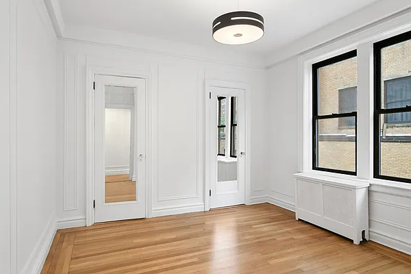 Rented by Peter R. Hungerford, LREB | media 6