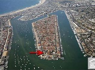 909 Zurich Cir, Newport Beach, CA 92663