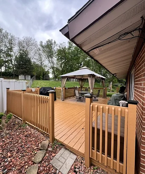 2214 Glendale Dr — Photo 17