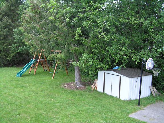 Large lot with ball court