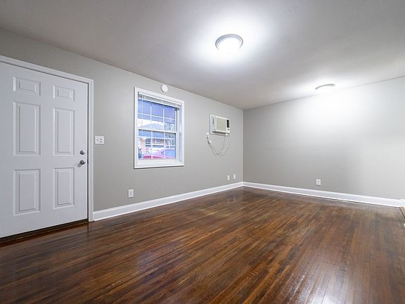 2nd image of 111 Brookside Dr #4