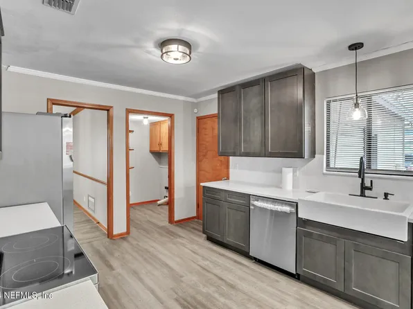 4303 SPRINGMOOR Drive, Jacksonville, FL 32225