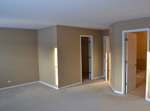 5th image of 2860 Cobblestone Dr